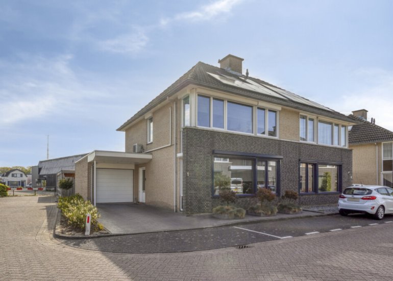  Bachlaan 1, Hulst