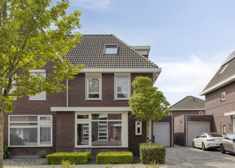  Alexander de Grotestraat 22, Hulst