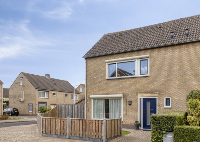  Zwaluwstraat 12, Hulst