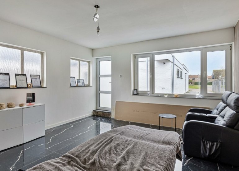  Vier Ambachtenstraat 10, Sas Van Gent