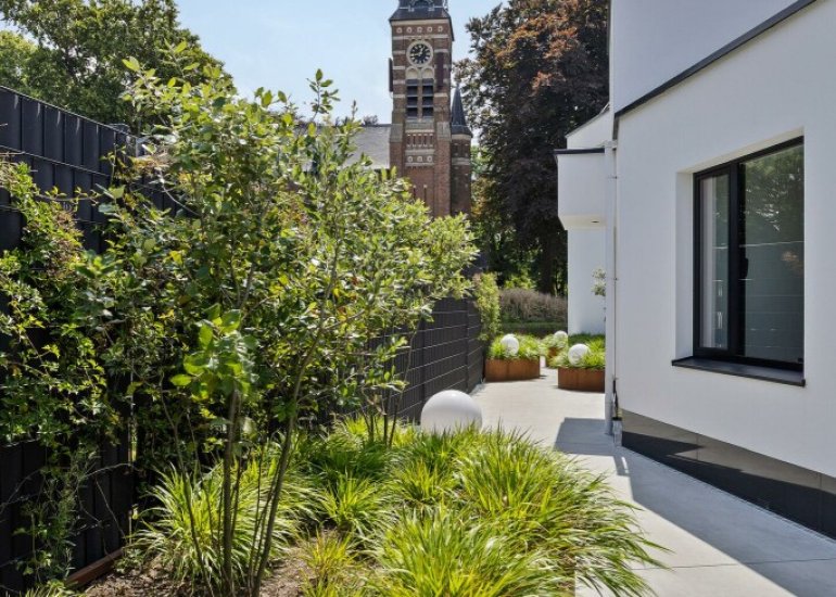  Dorpsplein 2, Zuiddorpe