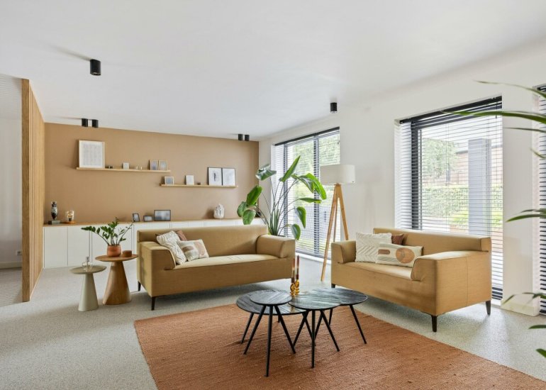  Dorpsplein 2, Zuiddorpe