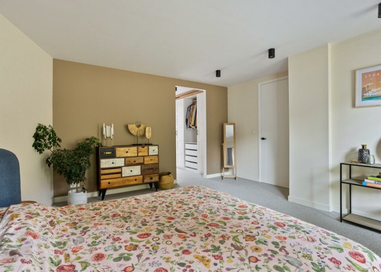  Dorpsplein 2, Zuiddorpe