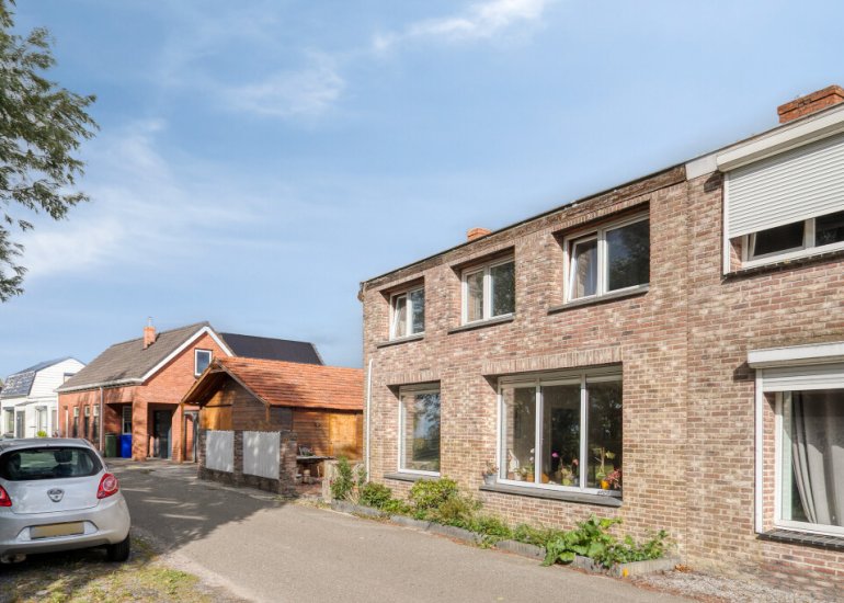 Graaf Jansdijk 60, Axel