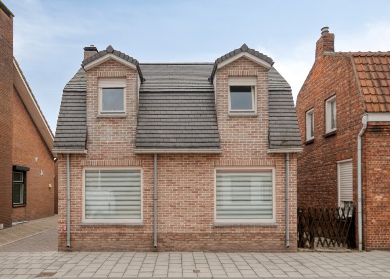  Koninginnestraat 9, Westdorpe