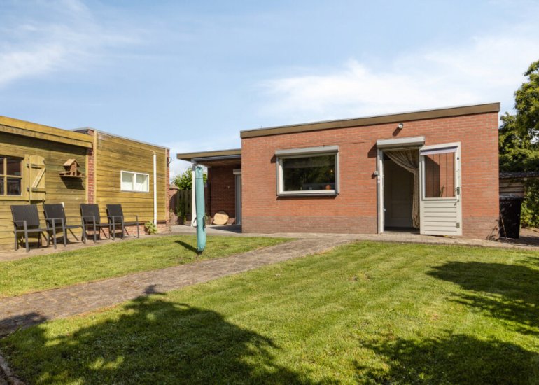  Hoofdweg Noord 1, Zuiddorpe