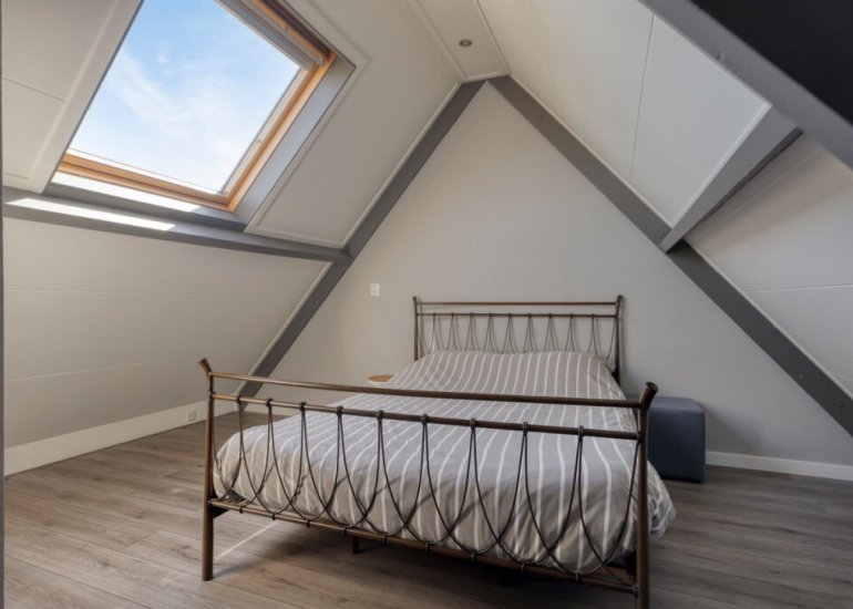  Pastoor J.A.M. van den Muijsenbergstraat 15, Hoofdplaat
