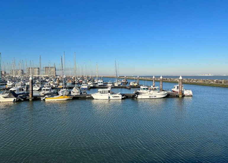 Westhavendam 15103, Breskens