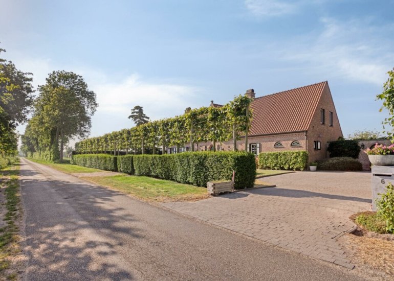  Sara Beytsweg 6, Eede