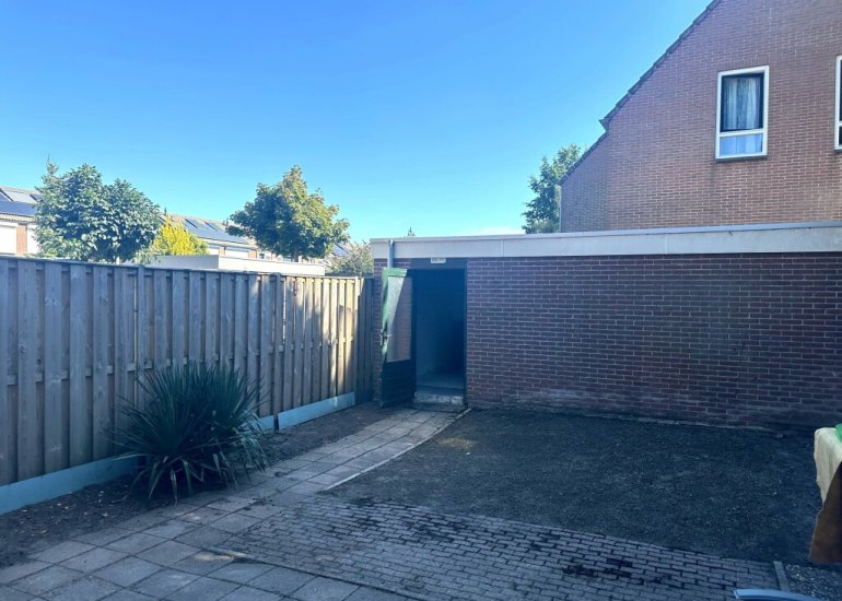 Begoniastraat 1, Hoek