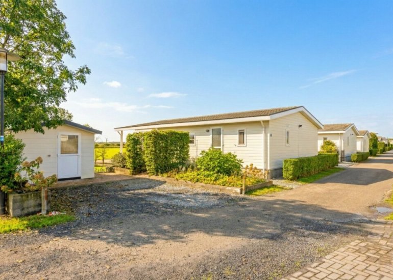  Schoneveld 1F 104, Breskens