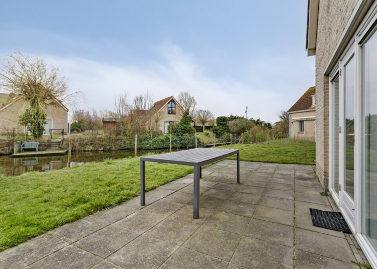  Nieuwesluisweg 1016, Breskens