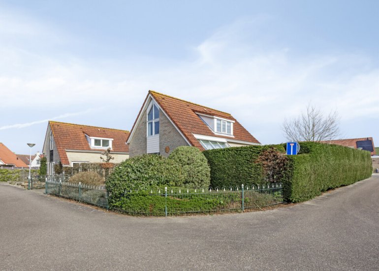 Nieuwesluisweg 1074, Breskens