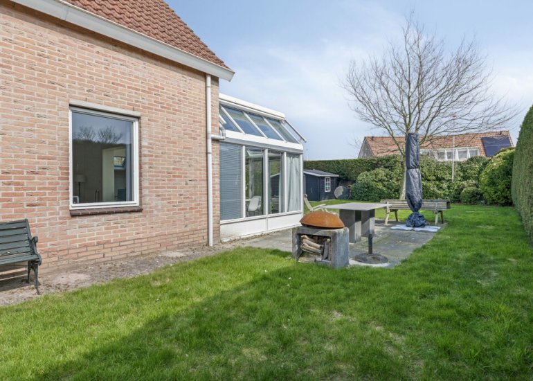 Nieuwesluisweg 1074, Breskens
