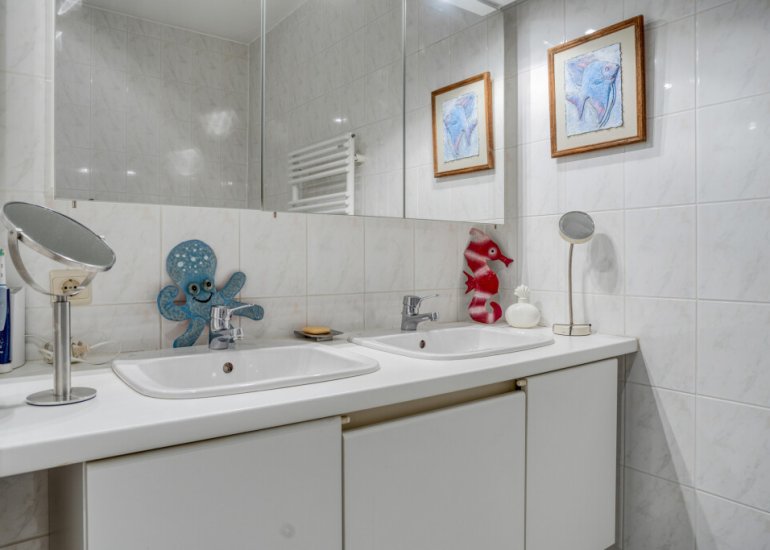  Port Scaldis 13101, Breskens