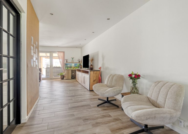  Sasput 5, Schoondijke