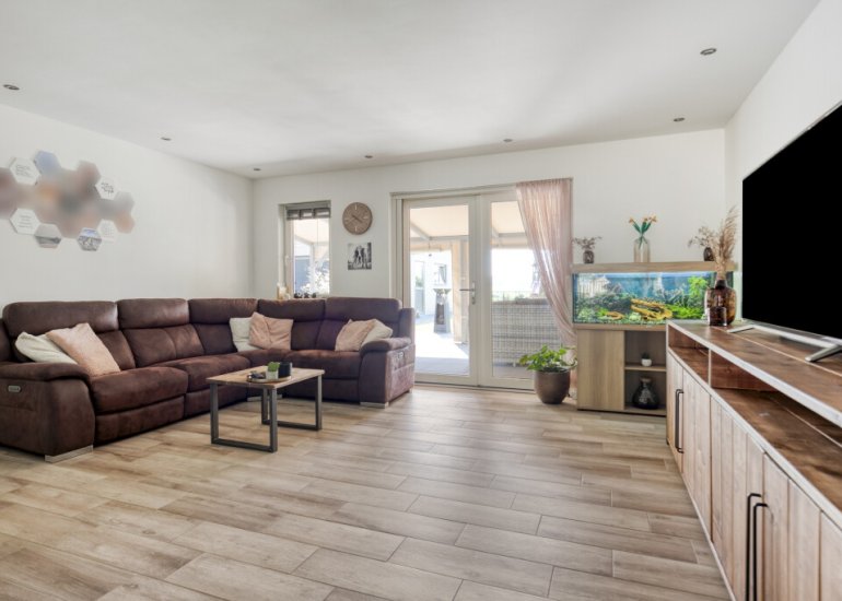  Sasput 5, Schoondijke