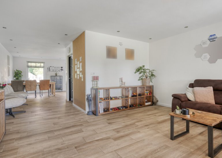  Sasput 5, Schoondijke