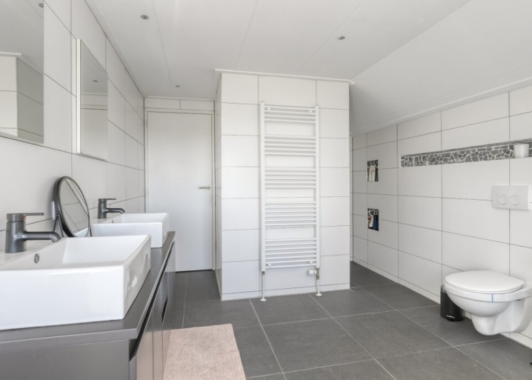  Sasput 5, Schoondijke