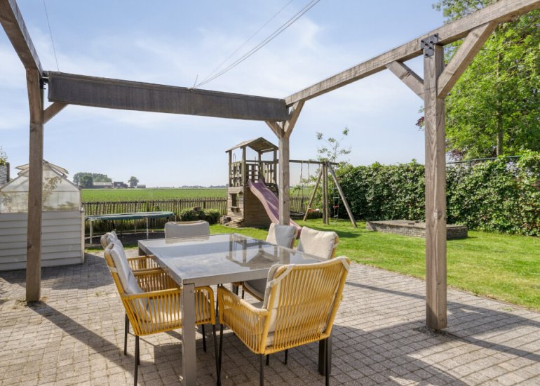  Sasput 5, Schoondijke