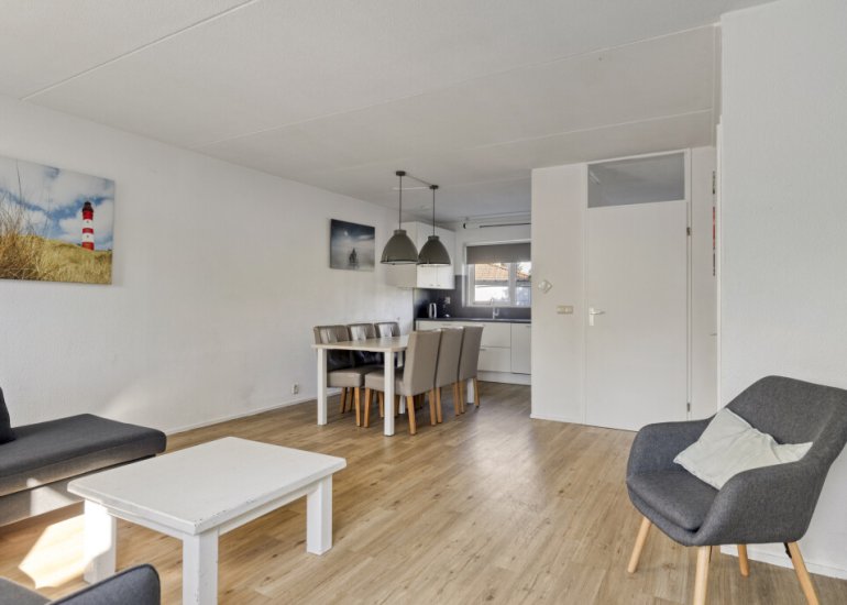  Langeweg 112057, Breskens