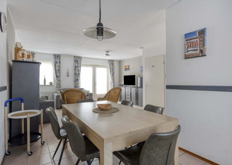  Langeweg 112030, Breskens