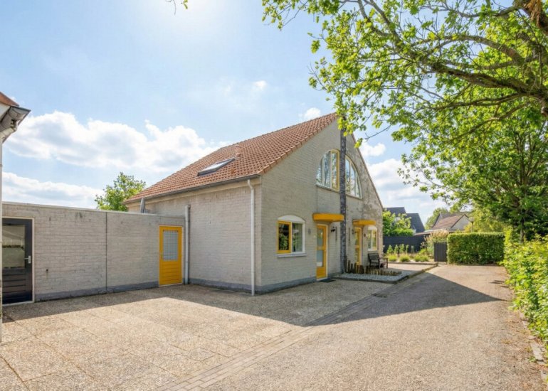  Langeweg 112030, Breskens