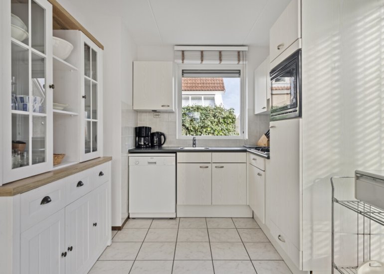  Nieuwesluisweg 1042, Breskens