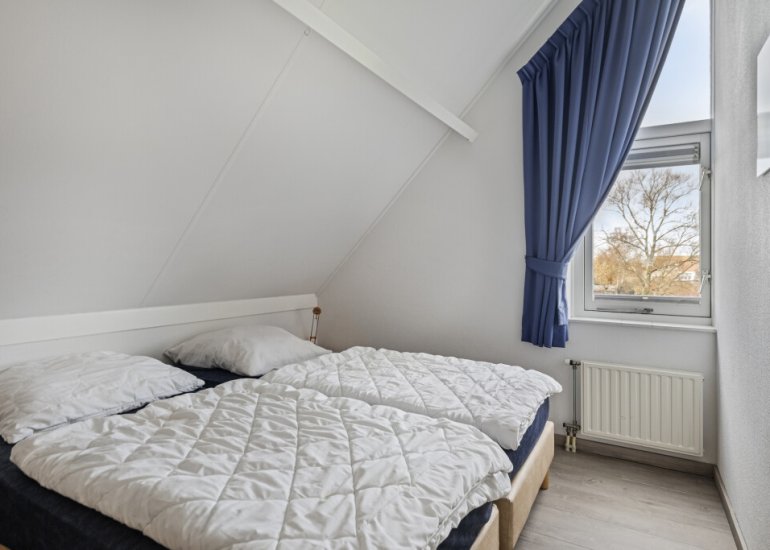  Nieuwesluisweg 1042, Breskens