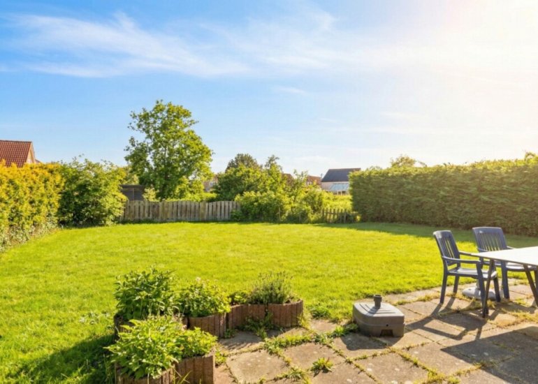  Nieuwesluisweg 1042, Breskens