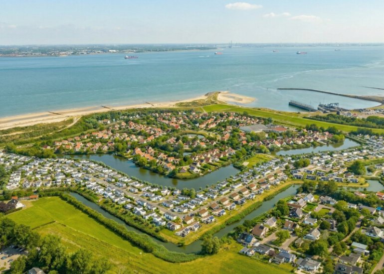  Nieuwesluisweg 1242, Breskens
